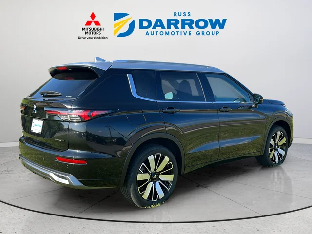 Used 2025 Black Mitsubishi Platinum Edition image 5