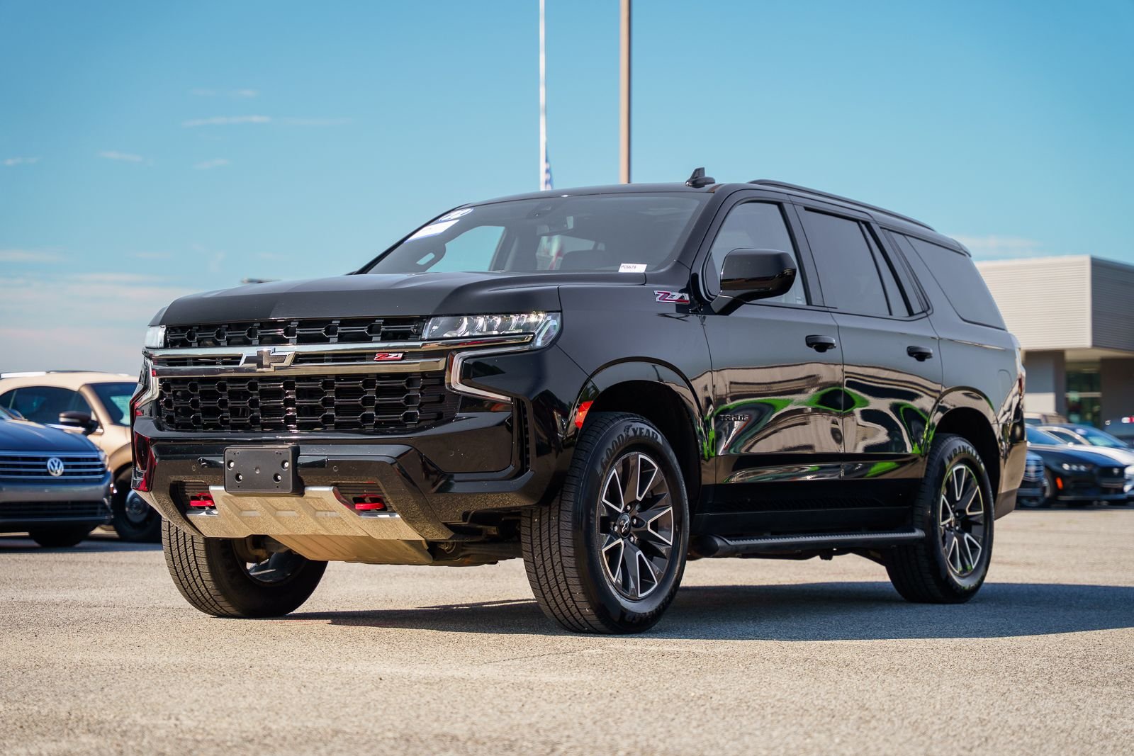 Certified Used 2022  Chevrolet Z71 image 4