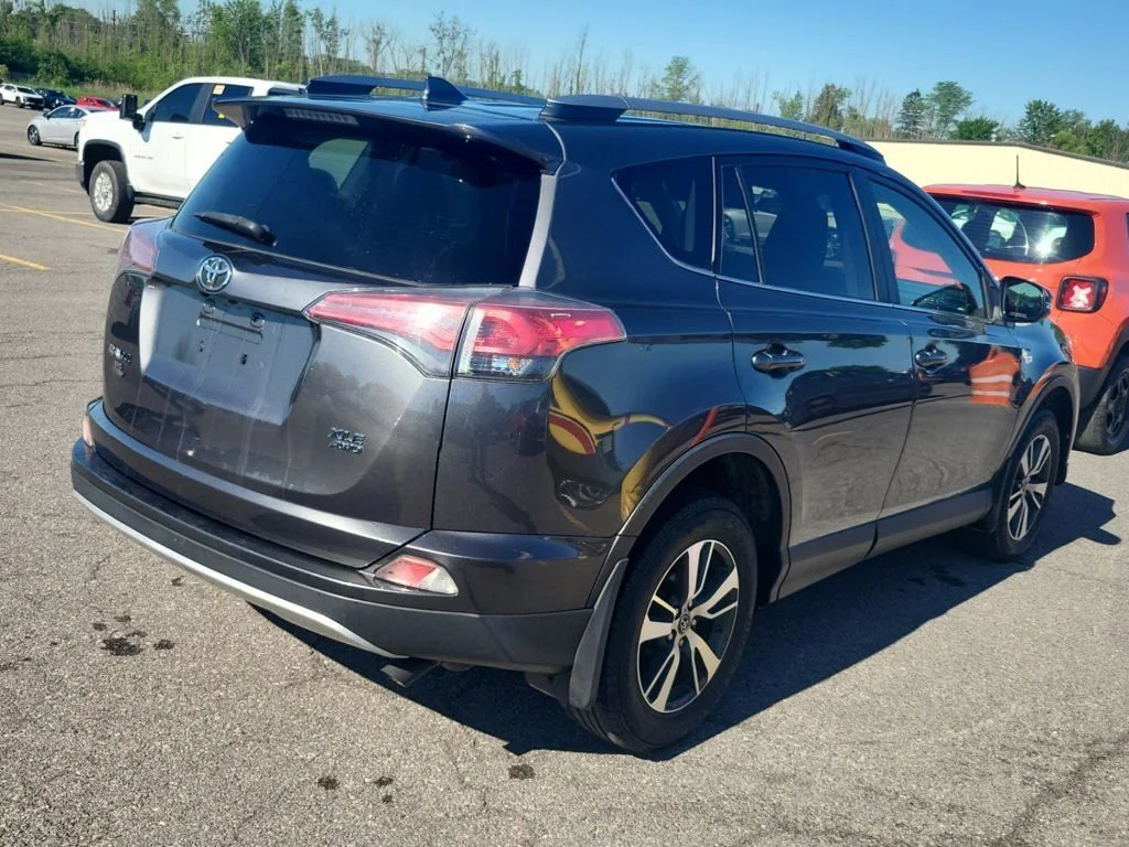 Certified Used 2017 Gray Toyota XLE image 10