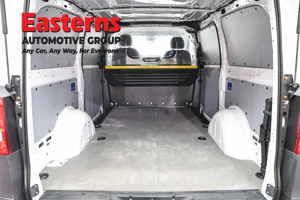 Used 2022 White Mercedes-Benz Cargo image 9