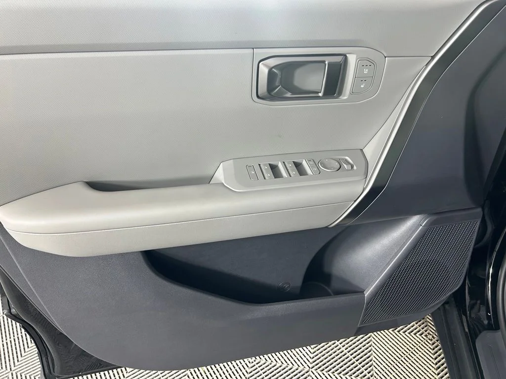 New 2027 Aurora Black Pearl Kia EX image 10