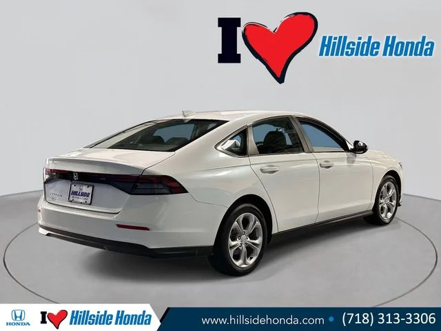 Certified Used 2023 Platinum White Pearl Honda 1.5T LX image 5