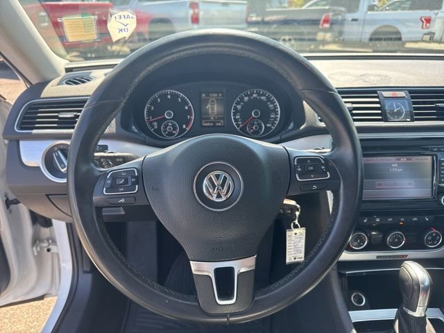 Used 2013 Tungsten Silver Metallic Volkswagen 2.5 SE image 18
