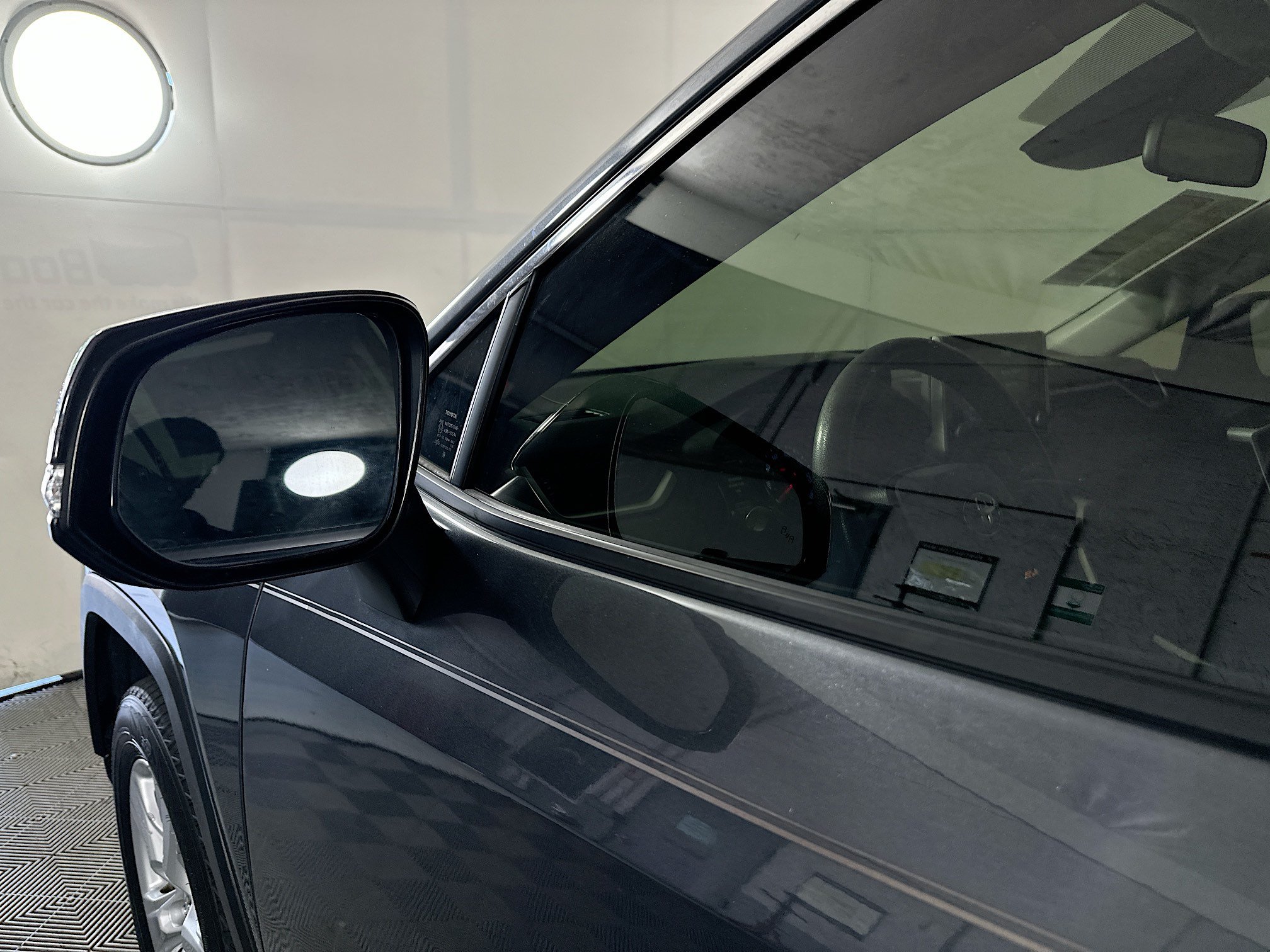 Used 2019 Magnetic Gray Metallic Toyota XLE image 10