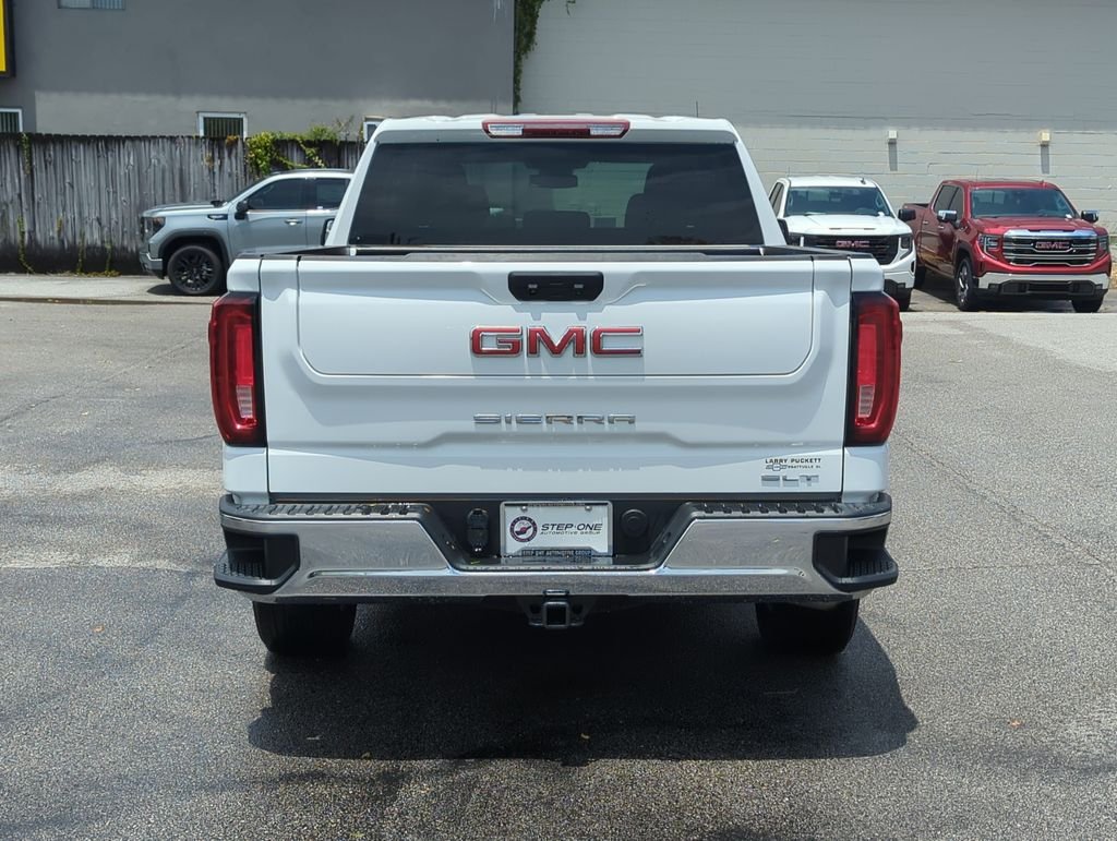 Used 2024 White GMC SLT image 5