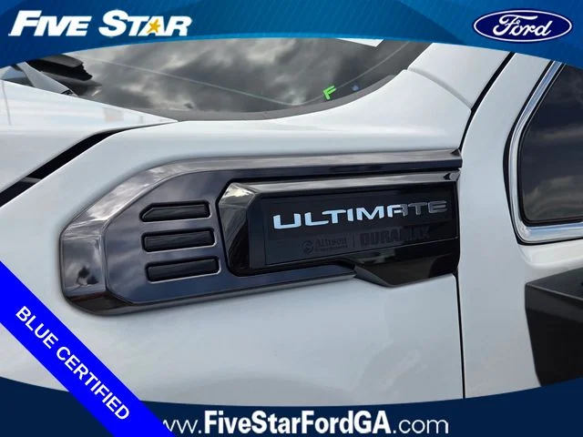 Used 2025 White GMC Denali Ultimate image 10