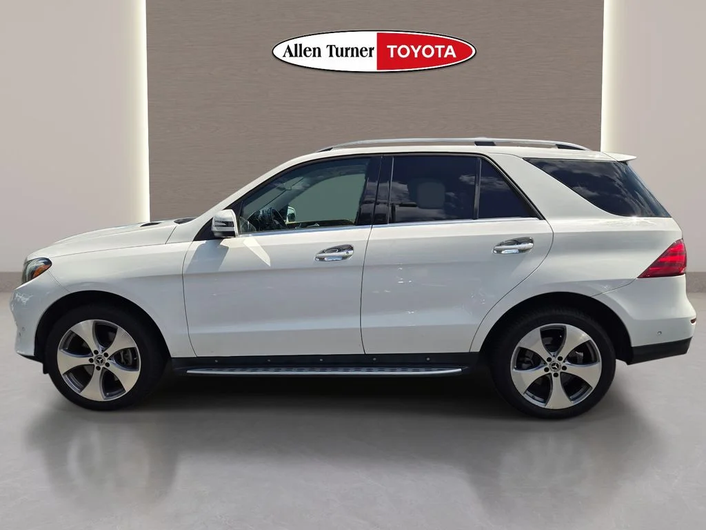 Used 2019 White Mercedes-Benz GLE 400 image 10