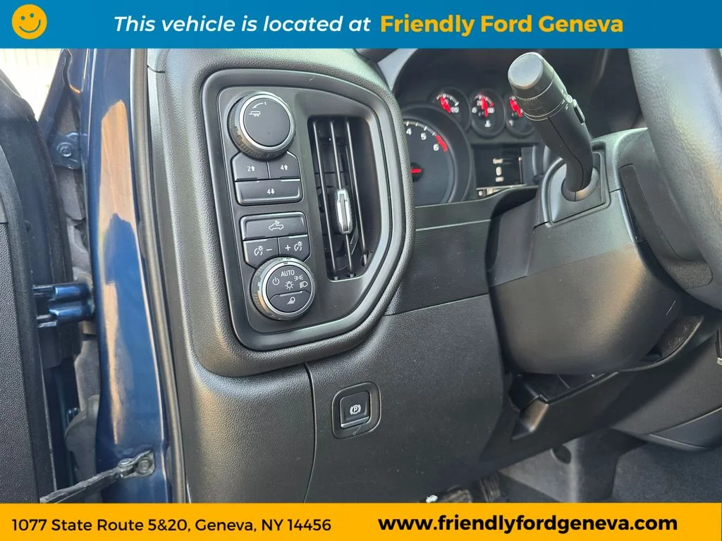 Used 2021 Blue Chevrolet Custom image 18
