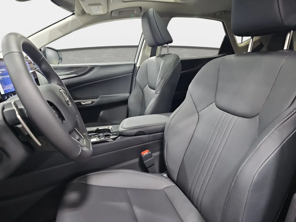 New 2026 Ultra White Lexus PREMIUM image 14