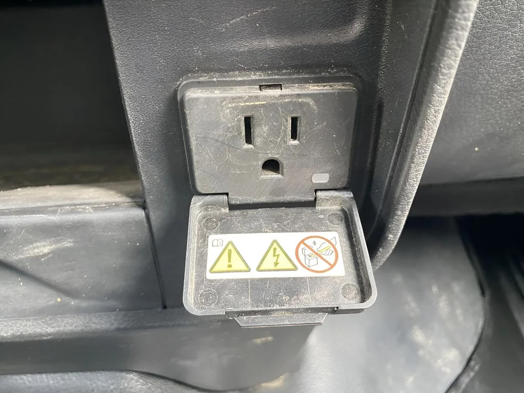 Used 2024 White Ram Tradesman image 36