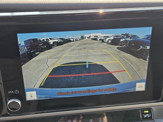 Used 2025 WHITE Toyota LE image 16