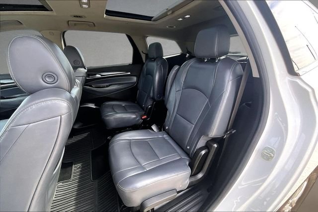Used 2019 White Buick Essence image 25