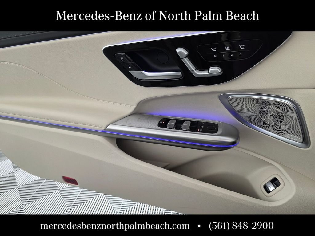 New 2027 Obsidian Black Metallic Mercedes-Benz AMG® CLE 53 4MATIC+ Cabriolet image 23
