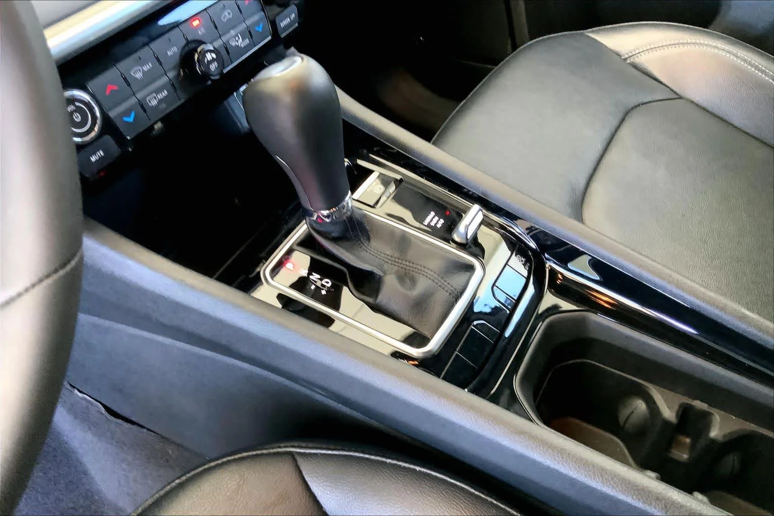 2025 Jeep Compass Limited - Photo 17