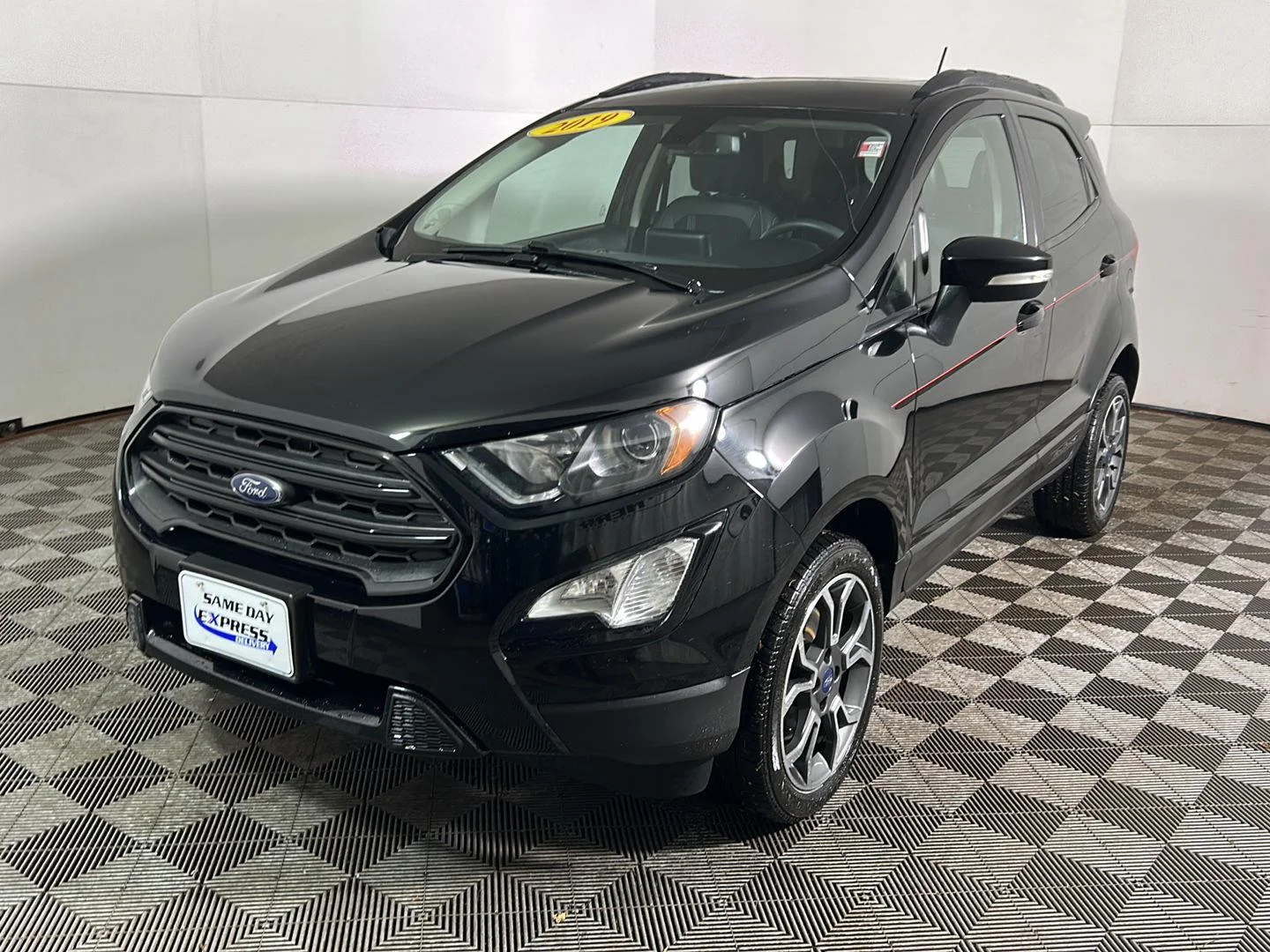 Used 2019 Shadow Black Ford SES image 20