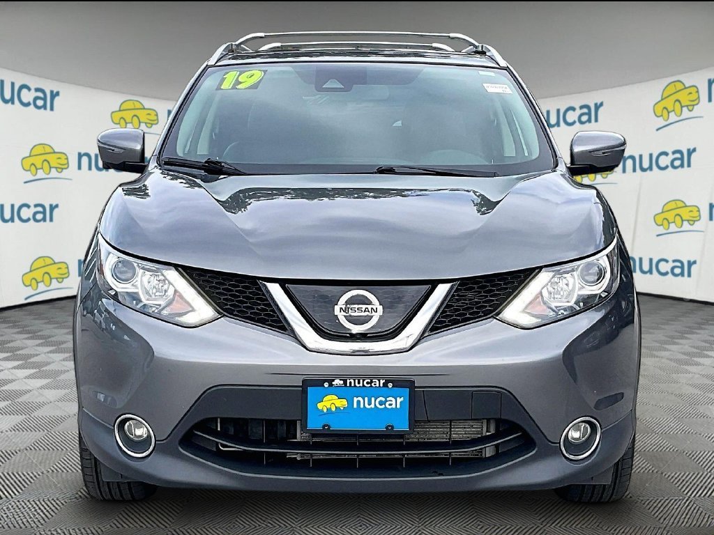 Used 2019 Nissan Rogue Sport SL with VIN JN1BJ1CR9KW342670 for sale in Tilton, NH
