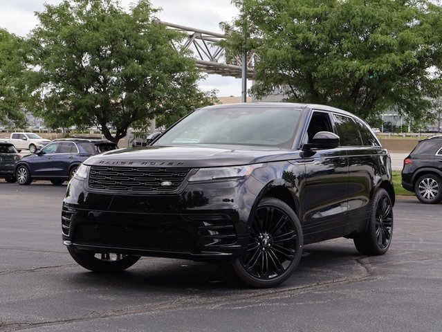 2026 Land Rover Range Rover Velar Dynamic SE