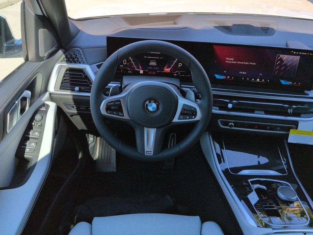 New 2026 Alpine White BMW xDrive40i image 16