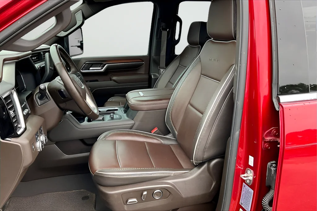 Used 2024 Red GMC Denali image 17