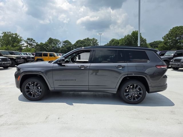 New 2026 Baltic Gray Metallic Clear-Coat Exterior Paint Jeep  image 4