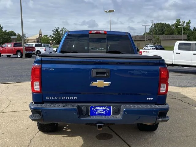 Used 2016 Deep Ocean Blue Chevrolet LTZ image 3