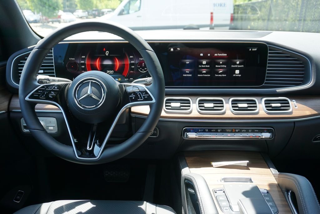 Used 2026 Obsidian Black Metallic Mercedes-Benz GLE 350 image 56
