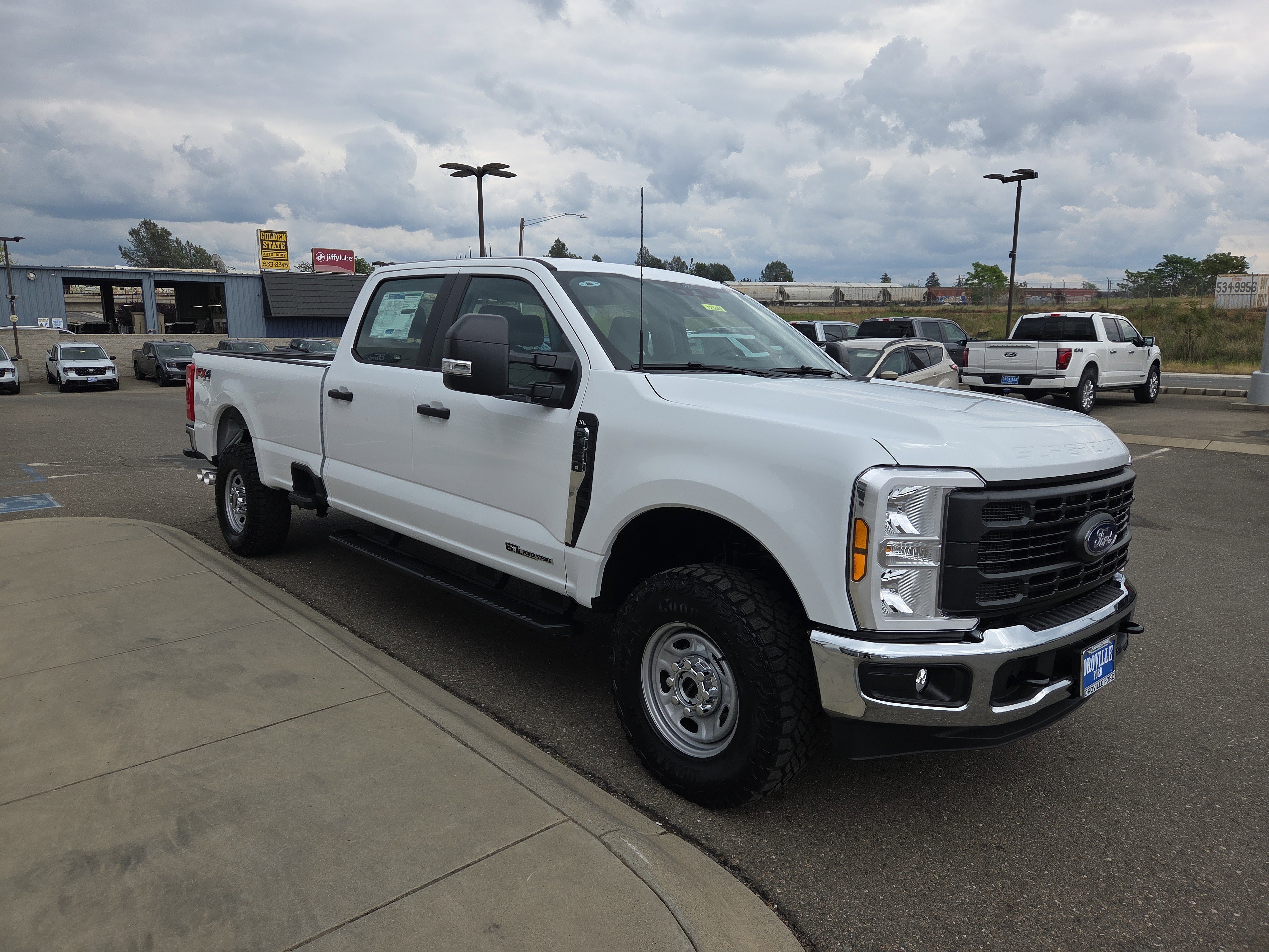 New 2026 Oxford White Ford F-250® XL image 7