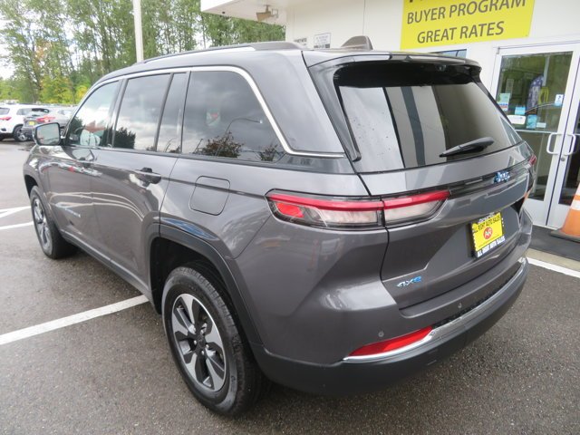 Used 2023 Baltic Gray Metallic Clearcoat Jeep  image 3