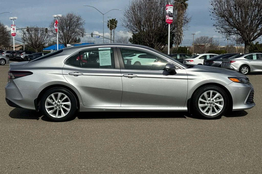 Used 2023 Silver Toyota LE image 4