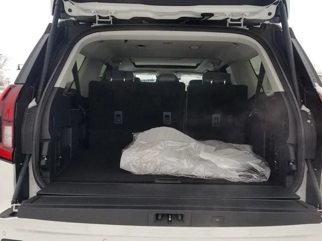 New 2026 Star White Metallic Tri-Coat Ford MAX Active image 7