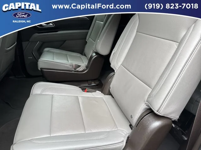 Used 2022 White GMC SLT image 18