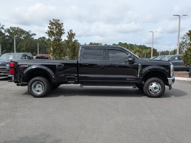 Used 2023 Black Ford Lariat image 2