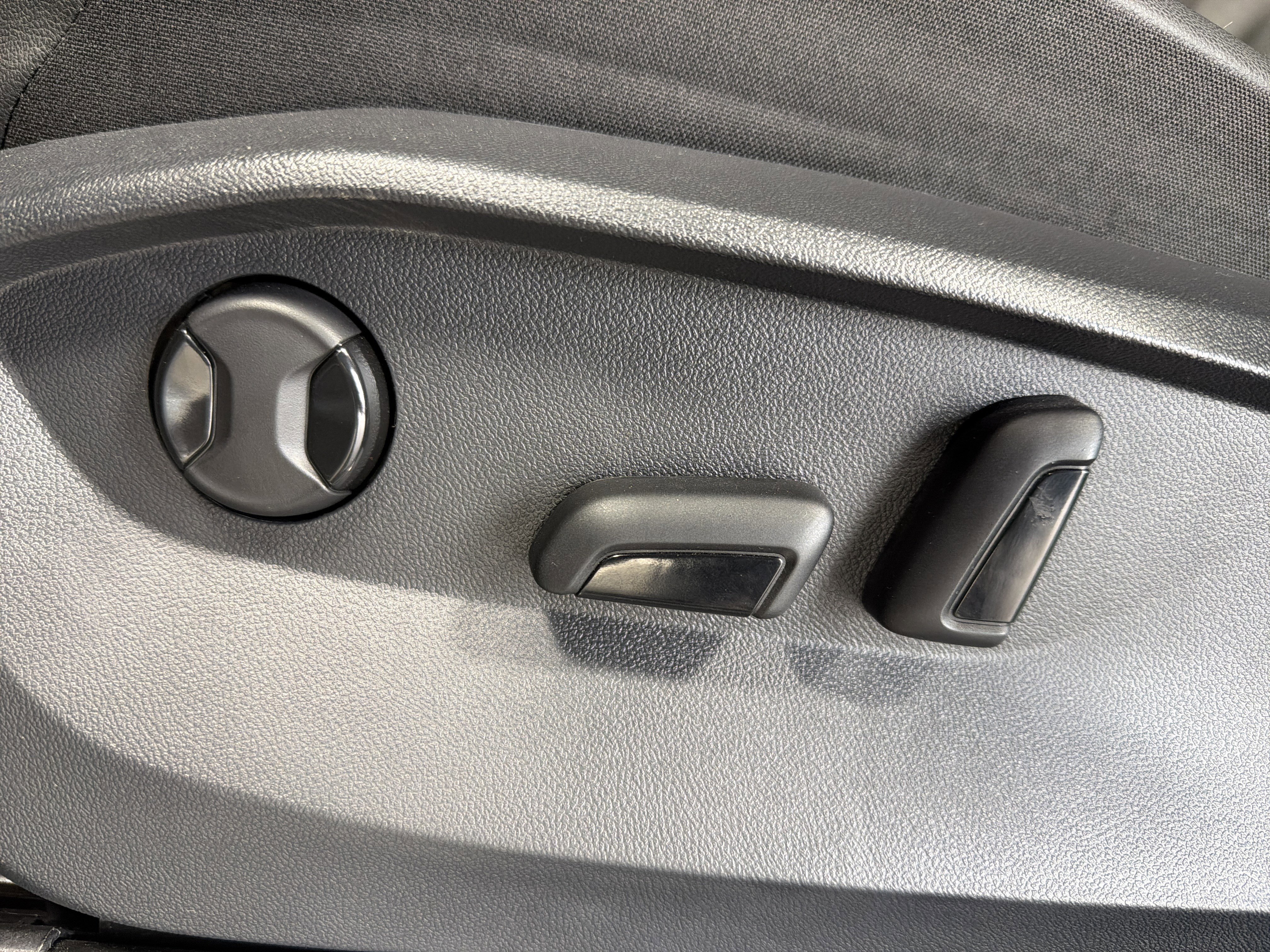 2024 Volkswagen Tiguan Wolfsburg Edition - Photo 26