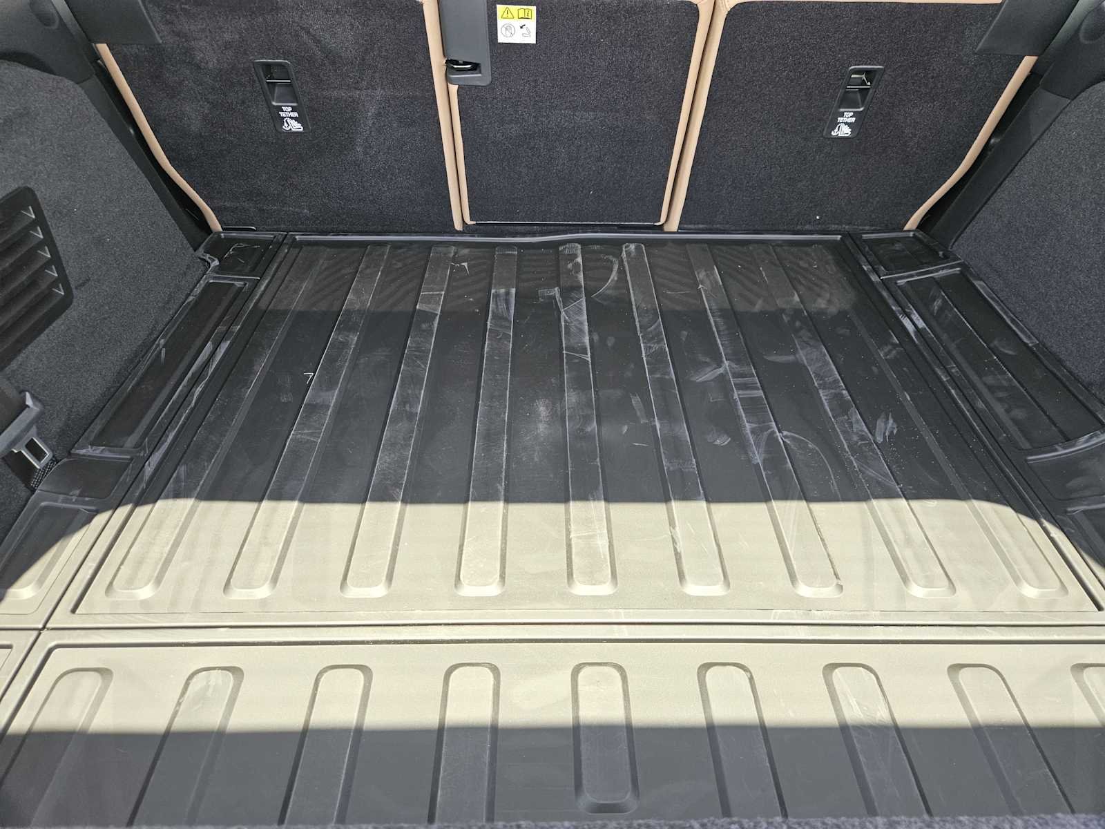 New 2026 Varesine Blue LAND ROVER Dynamic SE image 33