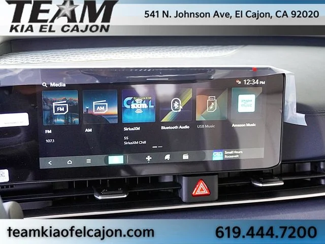 New 2026 White Kia EX image 31