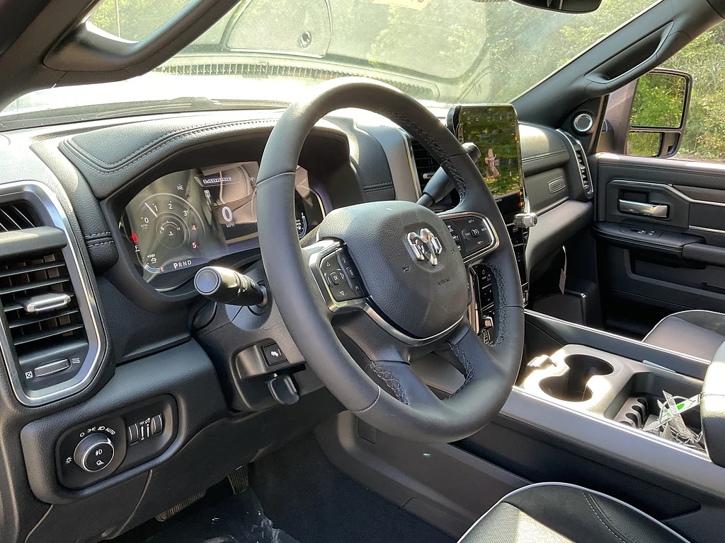 New 2027 Granite Crystal Metallic Clearcoat RAM Laramie image 10