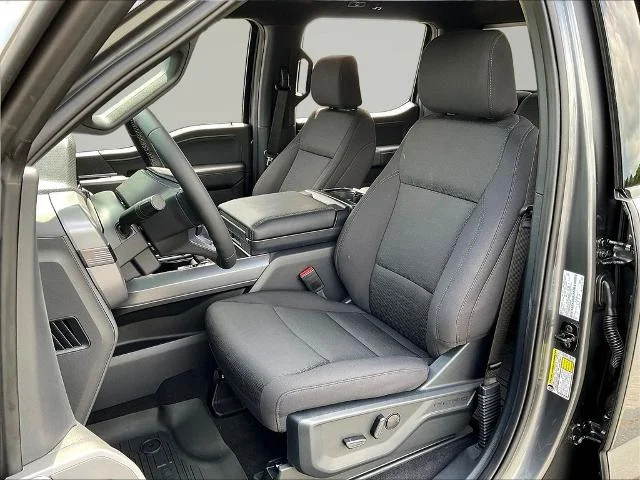 New 2026 Carbonized Gray Metallic Ford XLT image 64