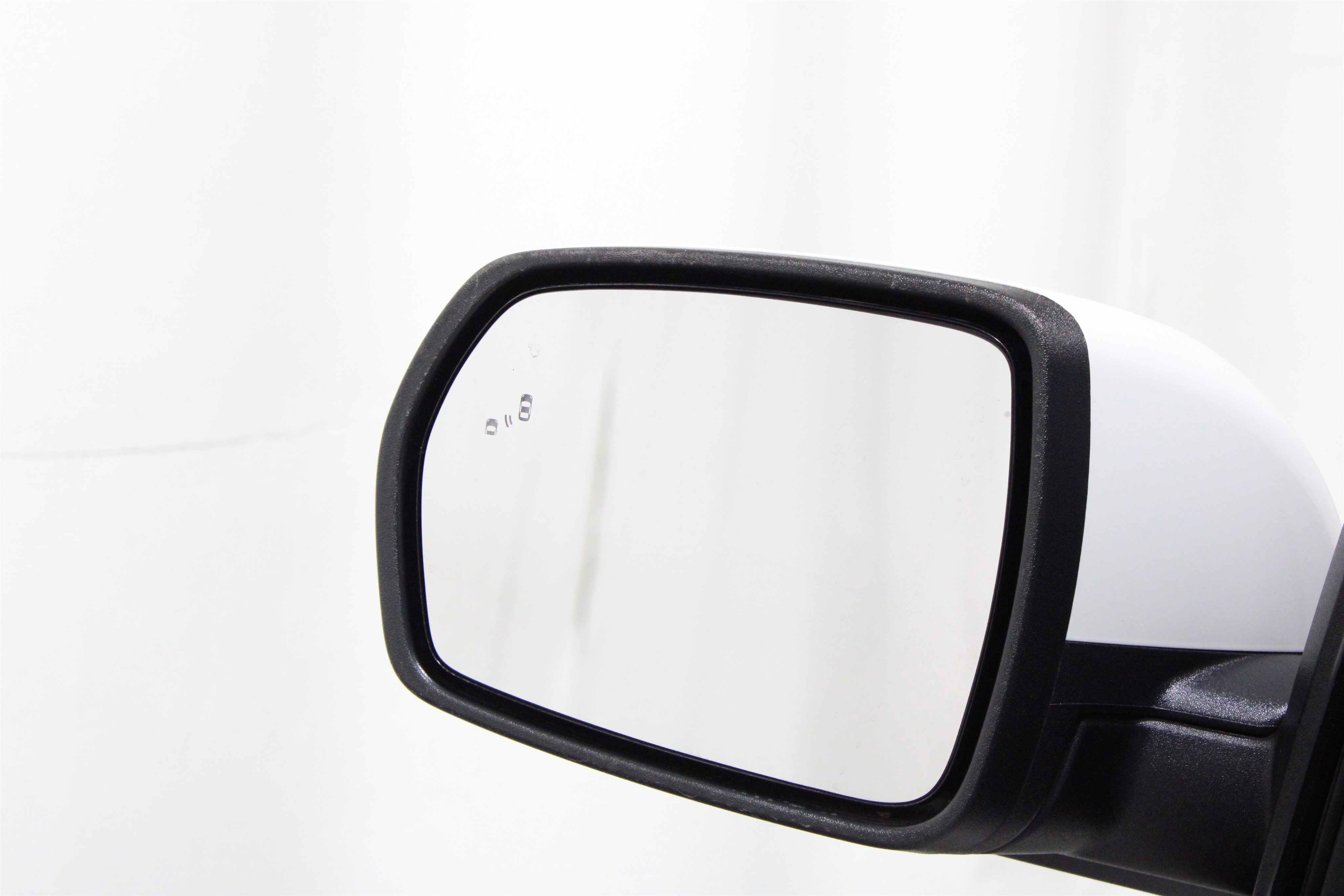 Used 2022 Star White Metallic Tri-Coat Ford ST-Line All-Wheel Drive image 20