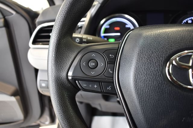 Certified Used 2018 Gray Toyota LE image 19