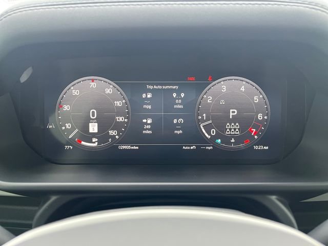 Used 2024  Land Rover S image 14