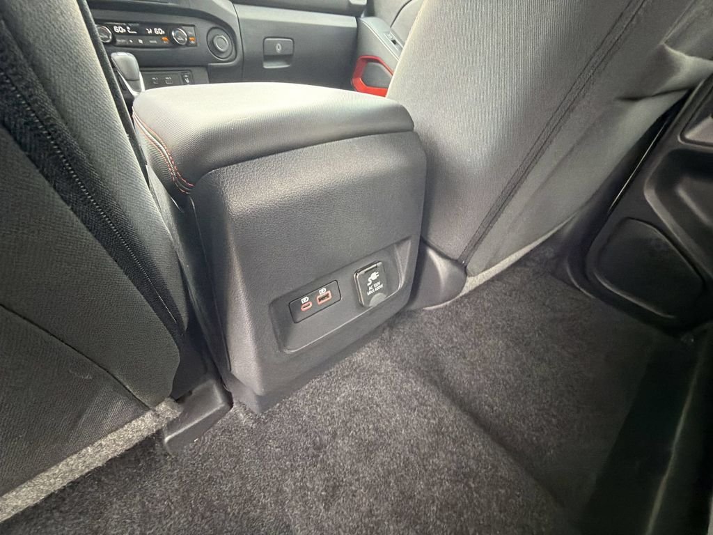 Certified Used 2022 White Nissan PRO-X image 23