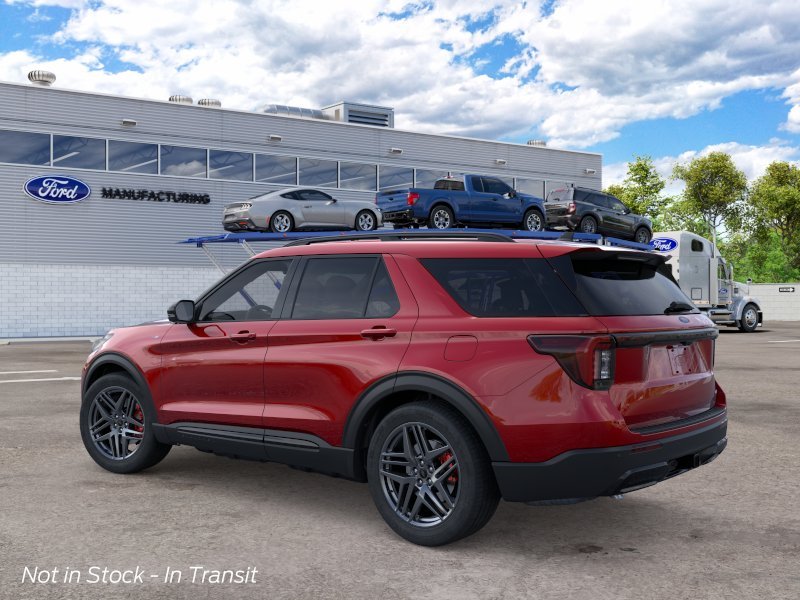 New 2026 Rapid Red Metallic Tinted Clearcoat Ford ST-Line image 4