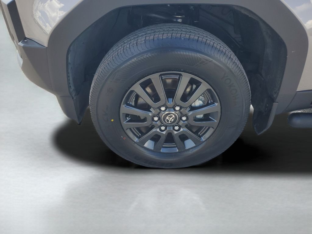 Certified Used 2025  Toyota 1958 image 25