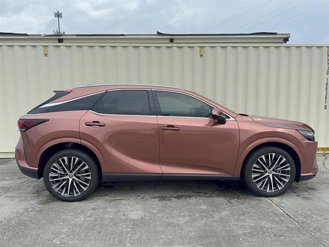 Certified Used 2023 Copper Crest Lexus Premium+ image 2