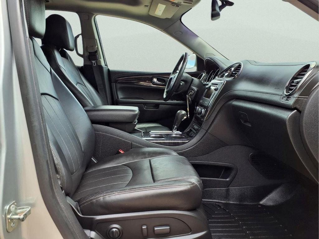 Used 2016 QUICKSILVER METALLIC Buick Leather image 15