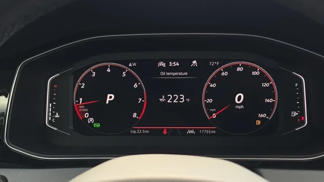 Used 2025 White Volkswagen 2.0T Autobahn image 12