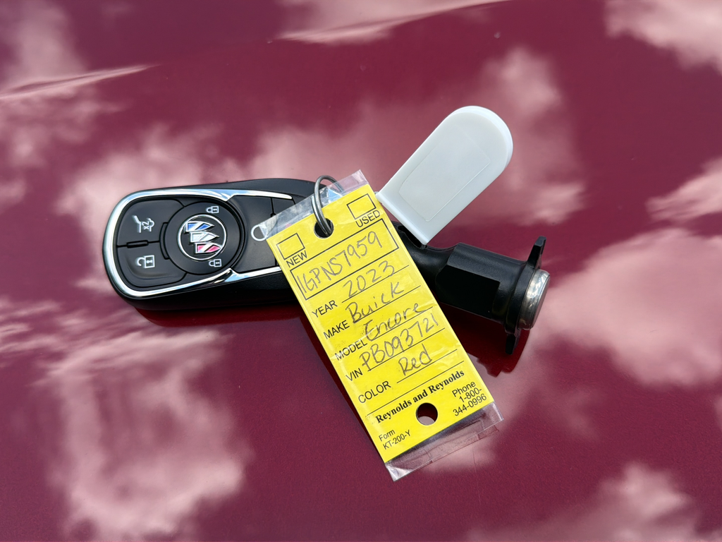 Used 2023 Red Buick Essence image 37