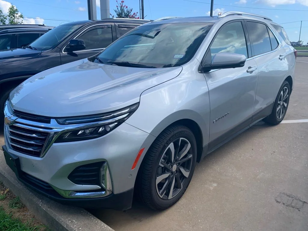 Used 2022 Silver Chevrolet Premier image 1