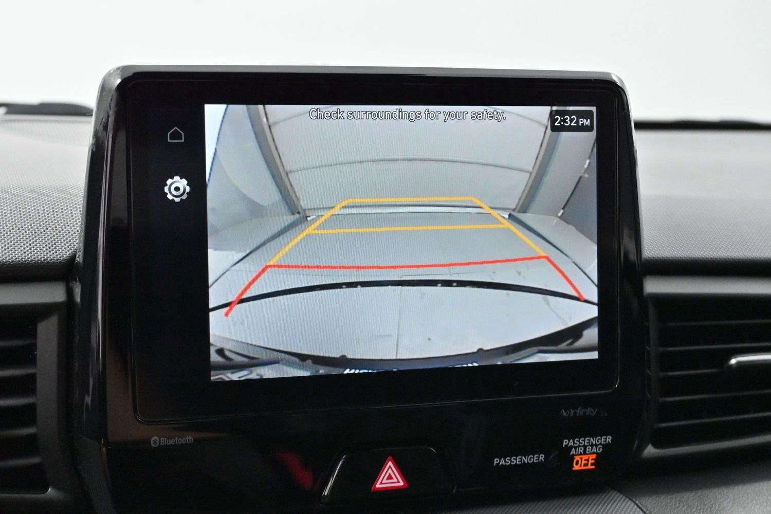 Used 2022 Lunar White Hyundai Base image 25