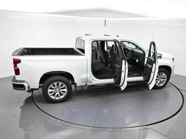 Used 2026 Summit White Chevrolet Custom image 41